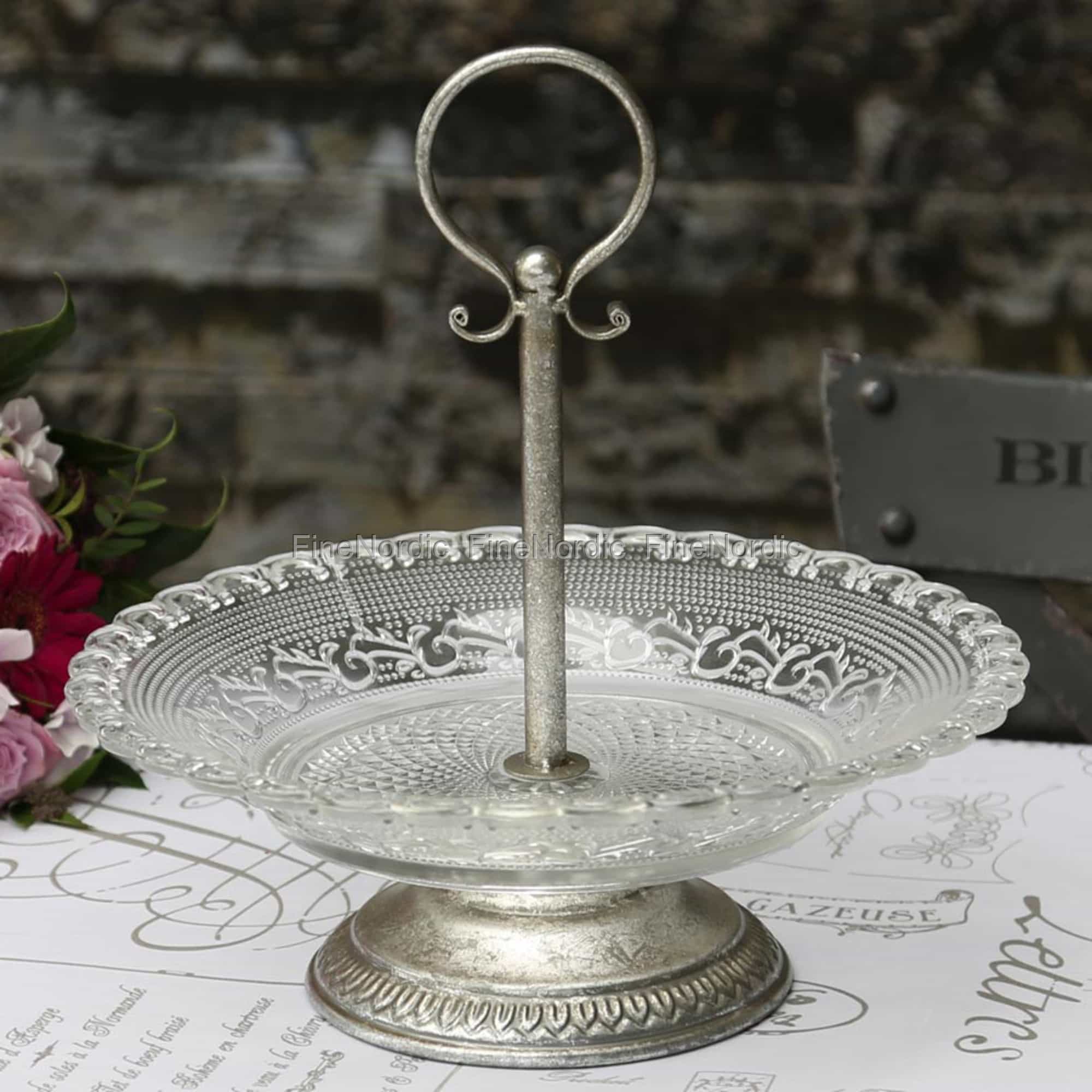 Chic Antique Etagere with 1 glass Dish