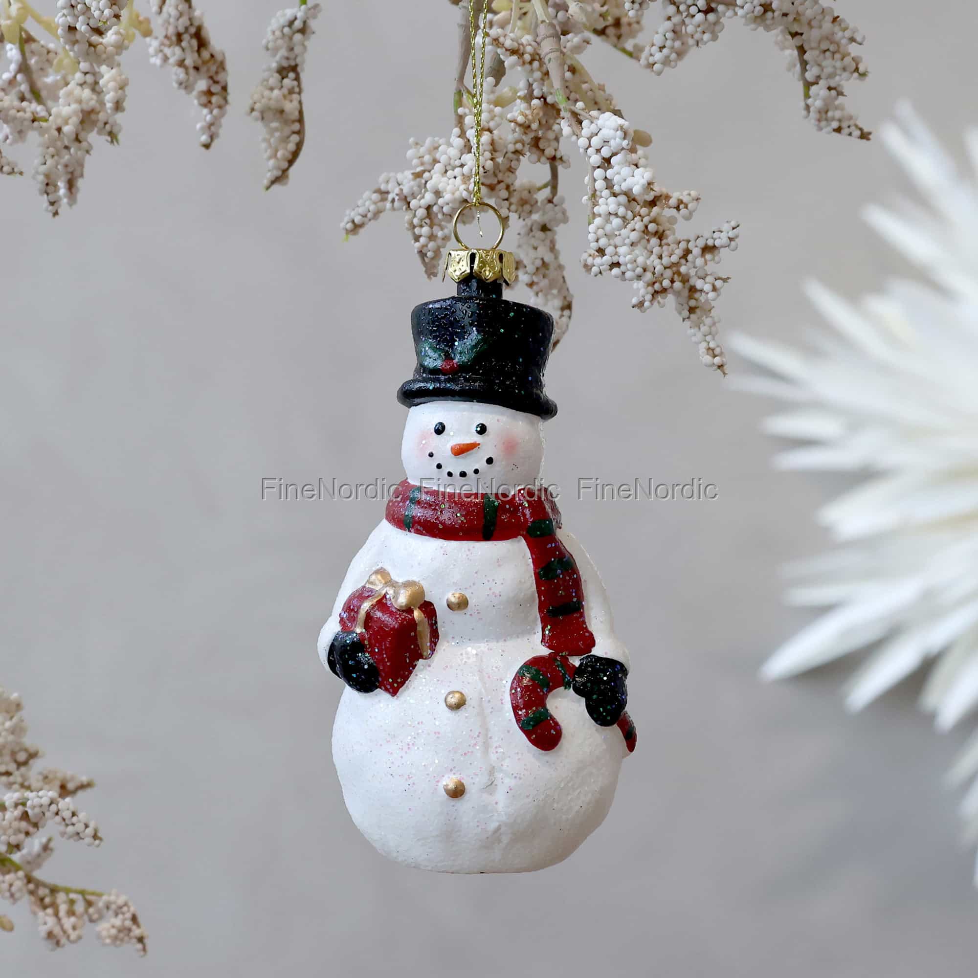 * vintage ornament SET ୨୧ 可愛い雪だるまさん ＆ ウサ Buy Set of 2 Natural Hamish The Highland Cow Spa Ornaments from